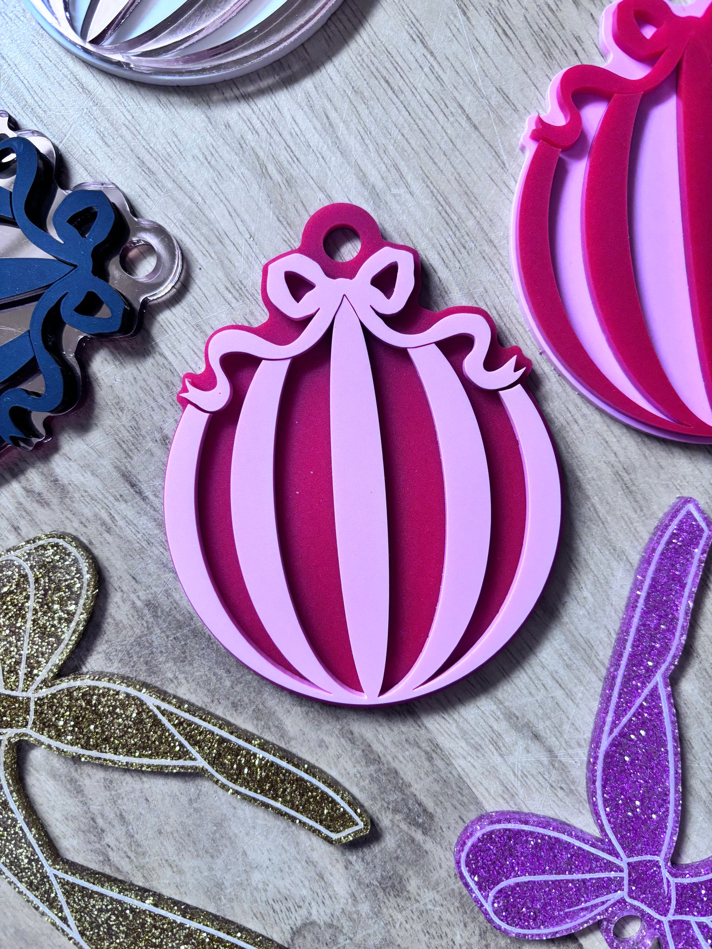 Acrylic Bauble with Bow Ornament (3pk)