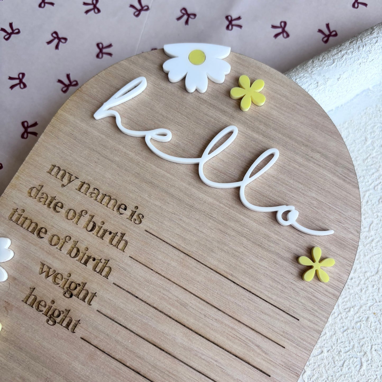 Hello Wooden Daisy Border Board