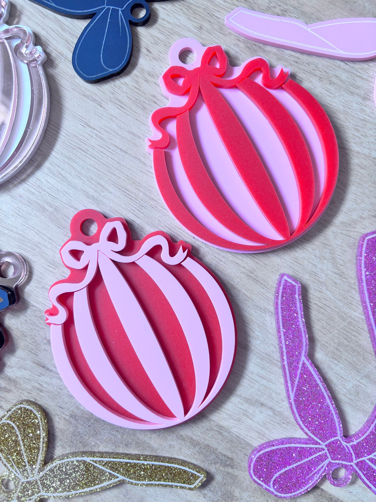 Acrylic Bauble with Bow Ornament (3pk)