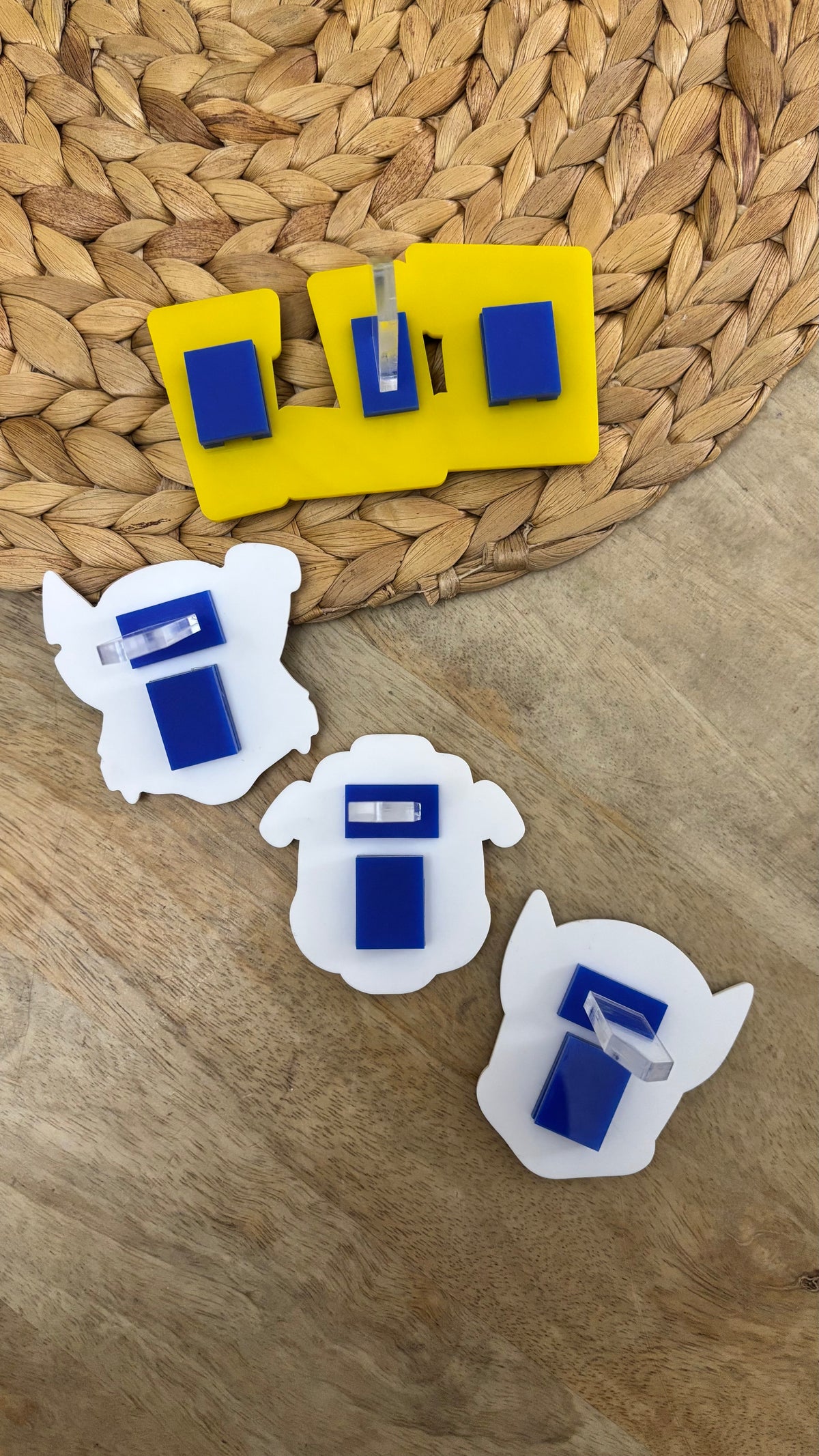 Themed Name Topper