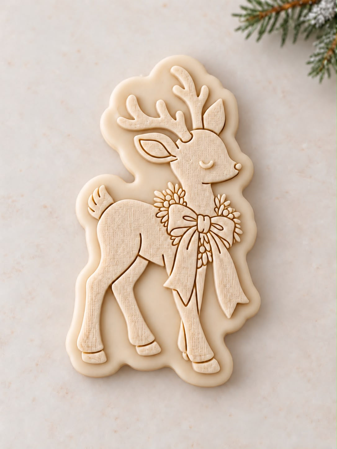 Le Monde de Mely | White Christmas – Christmas Reindeer with Bow Cookie Stamp & Cutter