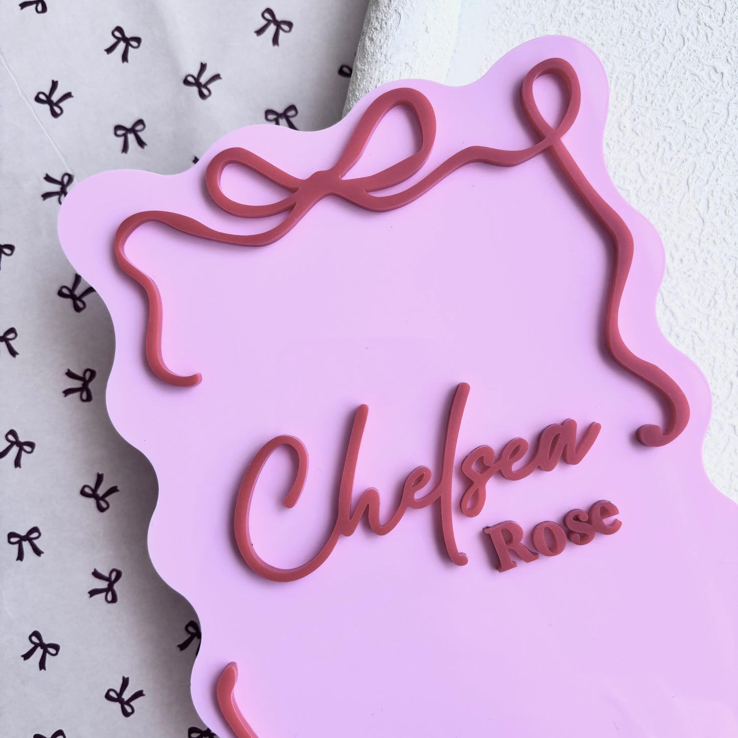 Reversible Name/Age Bow Wavy Rectangle Board