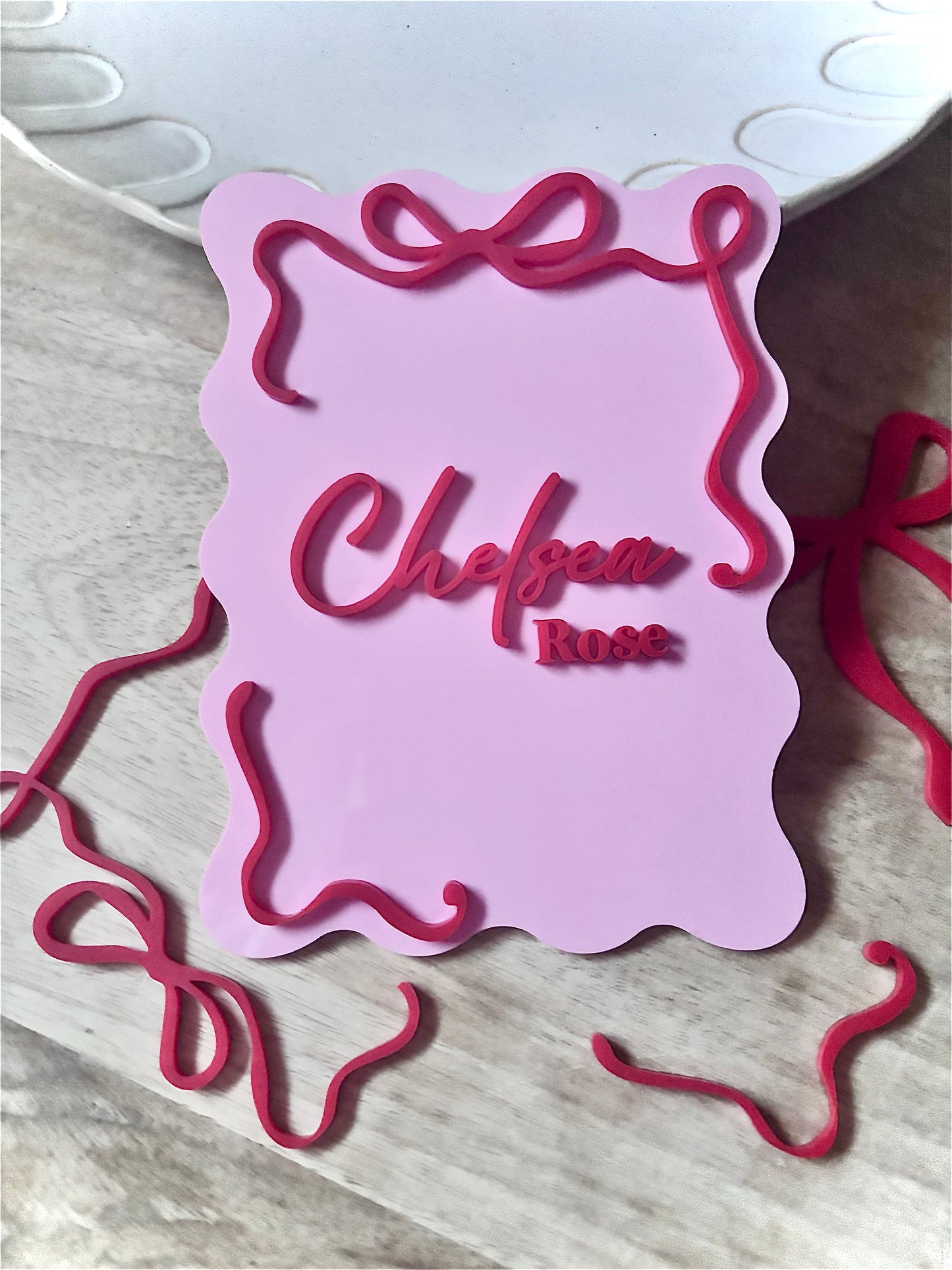 Reversible Name/Age Bow Wavy Rectangle Board