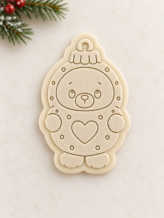 Le Monde de Mely | Christmas Teddies –  Bauble Teddy Cookie Stamp