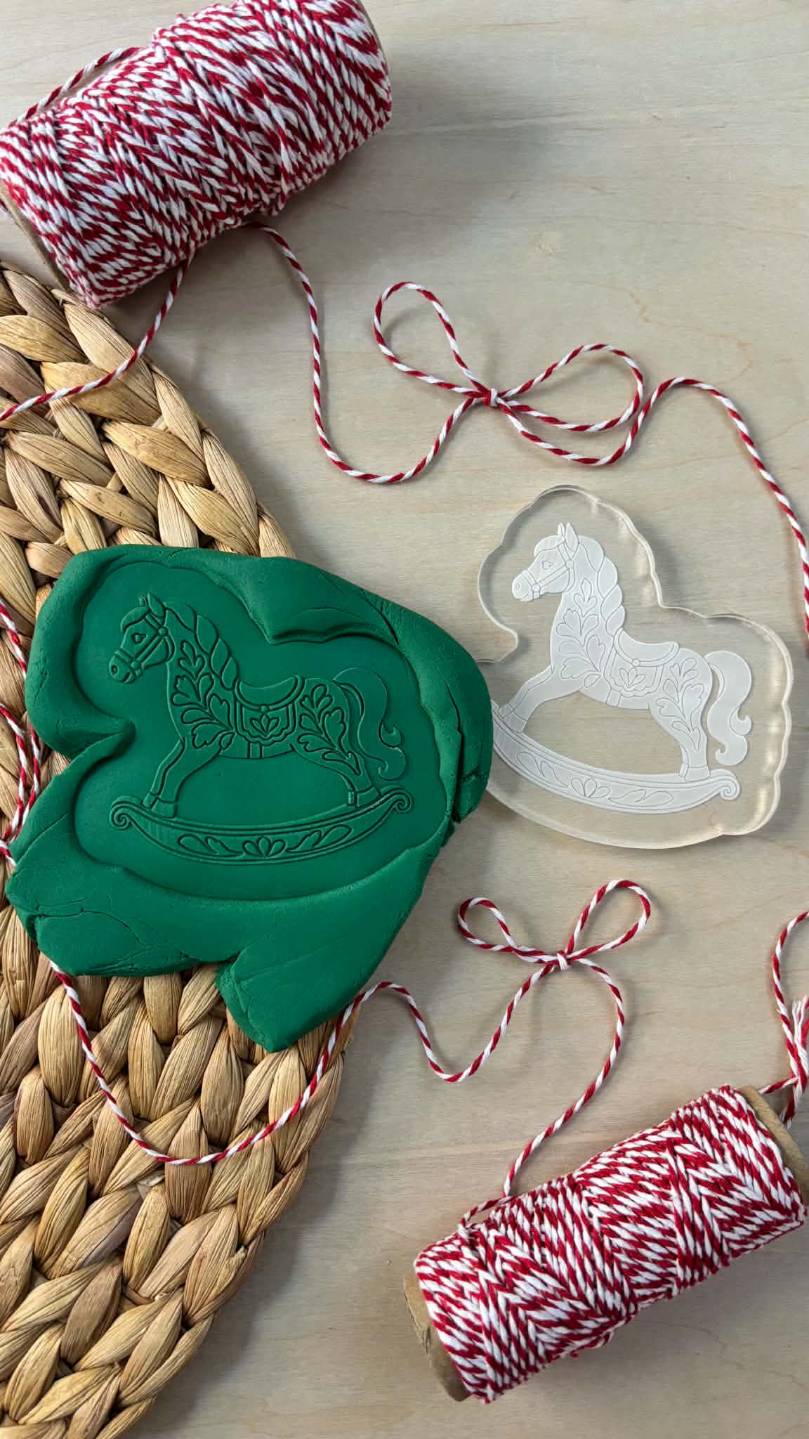 Le Monde de Mely | Christmas Toile – Rocking Horse Cookie Stamp