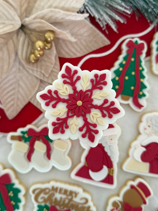 Le Monde de Mely | Classy Christmas – Ornamental Snowflake Cookie Stamp & Cutter
