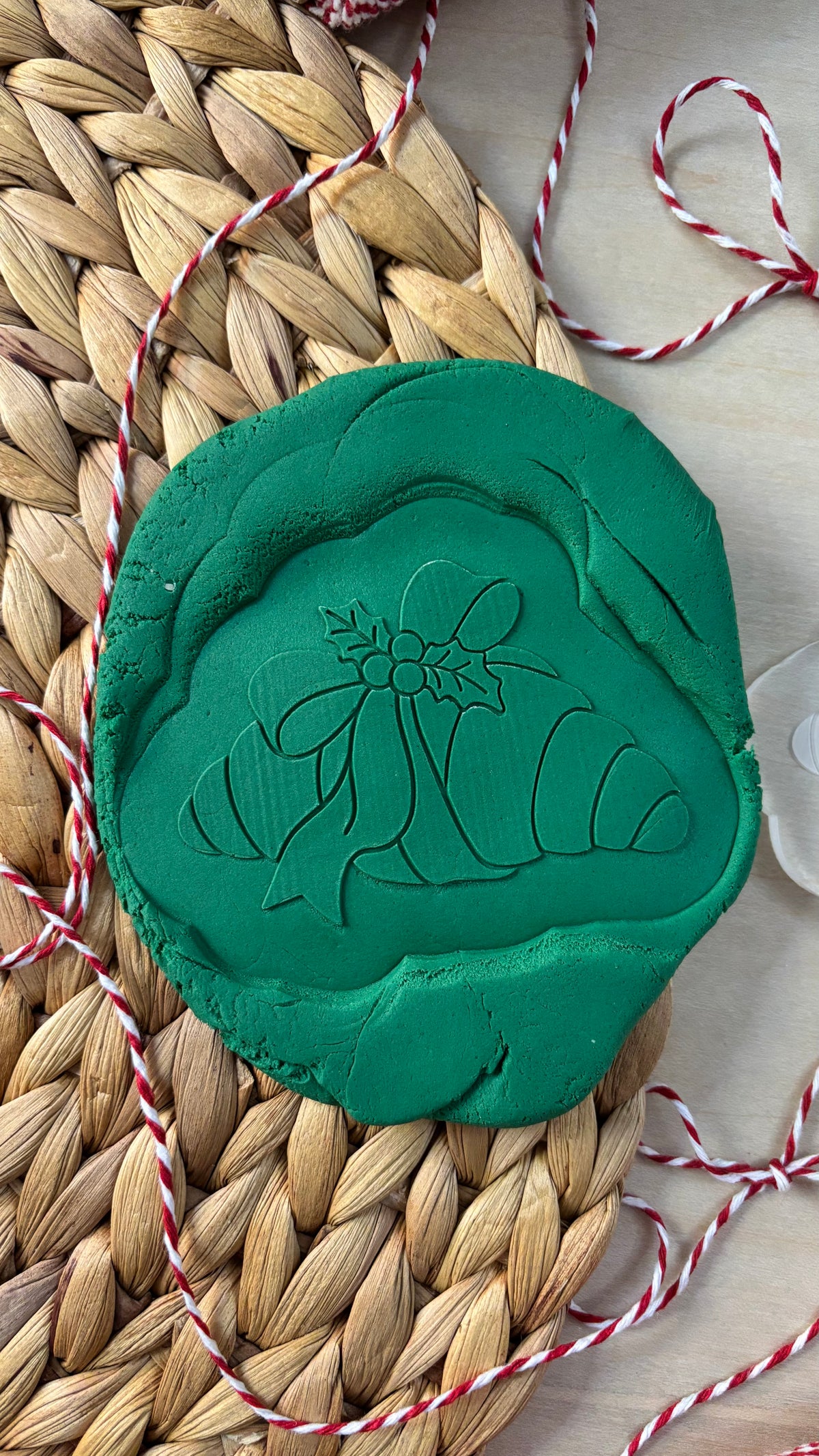 Le Monde de Mely | Christmas in Paris – Croissant Cookie Stamp